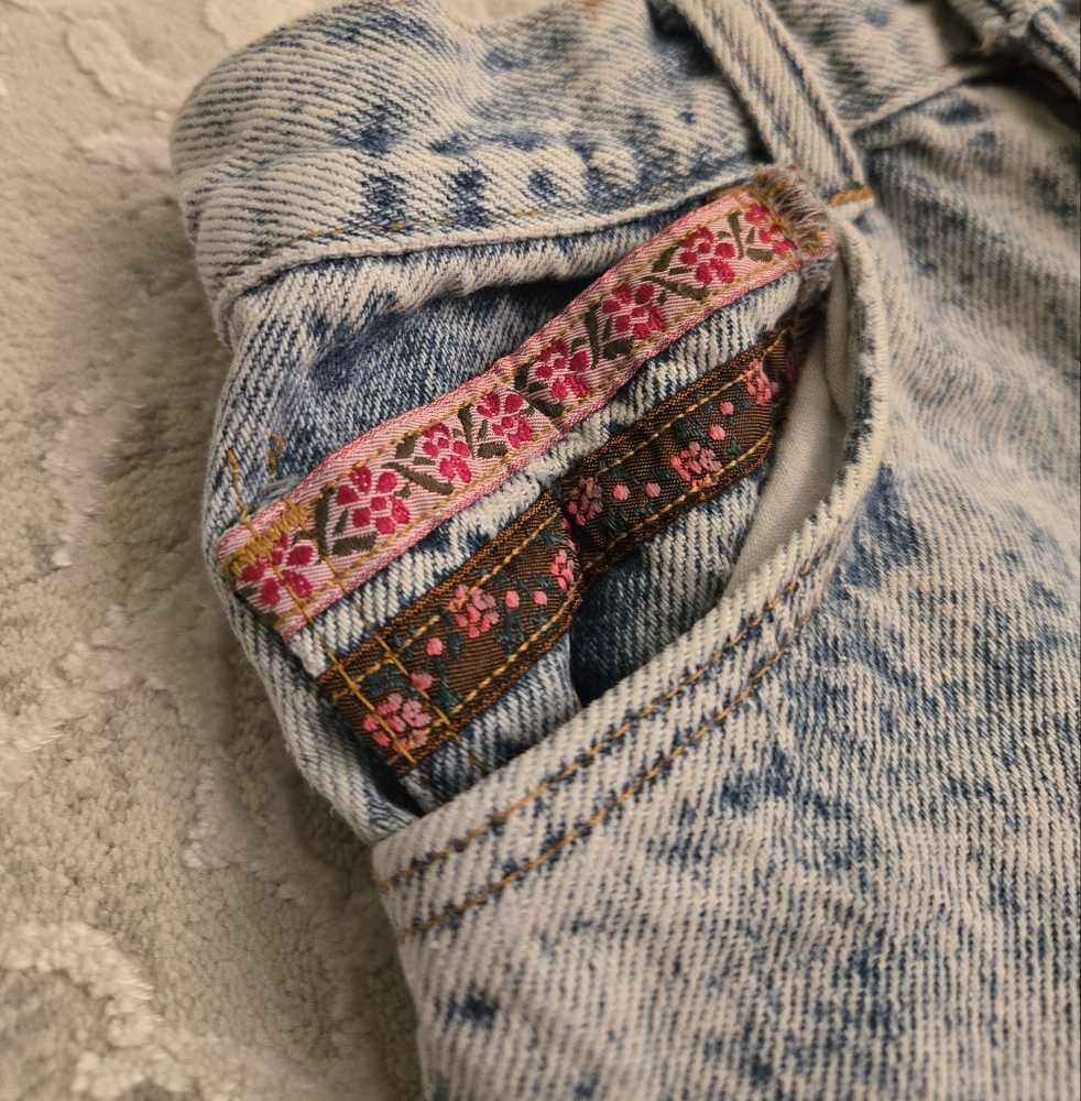 Vintage 1990s Palmetto's Made in USA acid wash light blue straight leg jeans - Picture 5 of 8